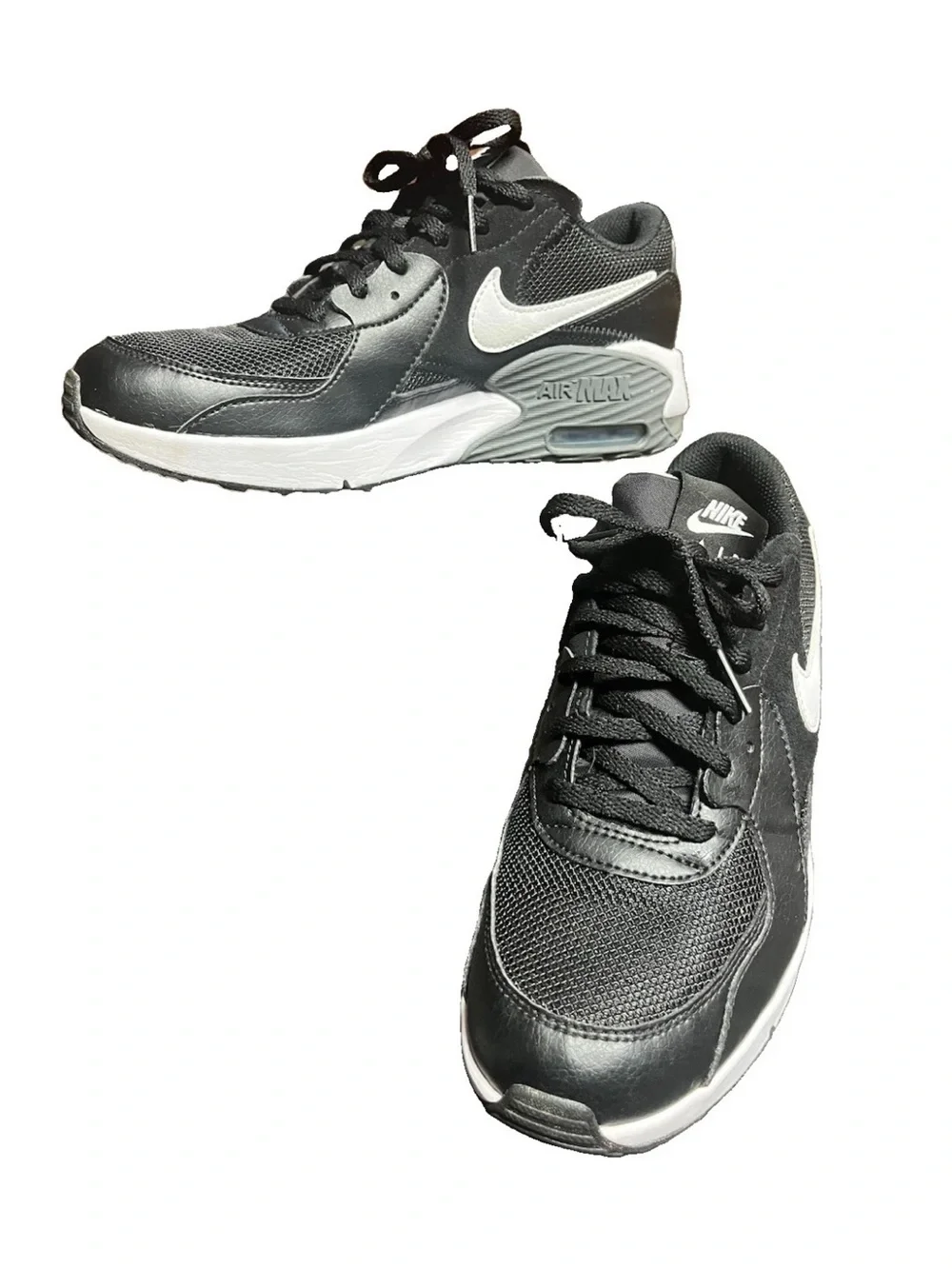 Nike Men’s Black and White Athletic Sneakers